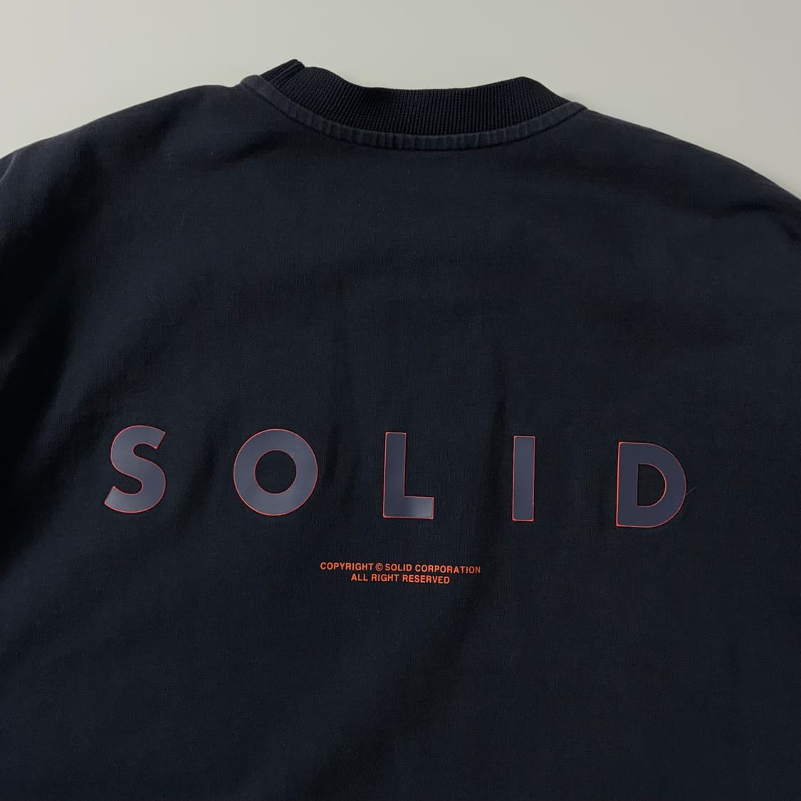 Solid homme  솔리드옴므 스펠아웃 코튼 워시드 블랙 반팔티셔츠  상품이미지5