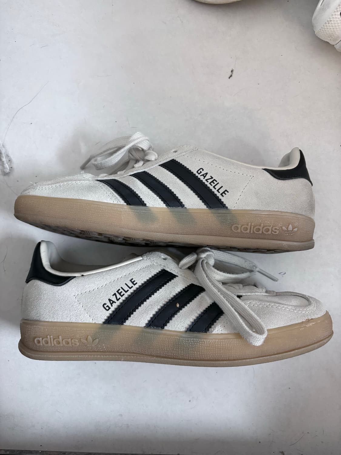 아디다스 가젤 인도어 상품이미지1