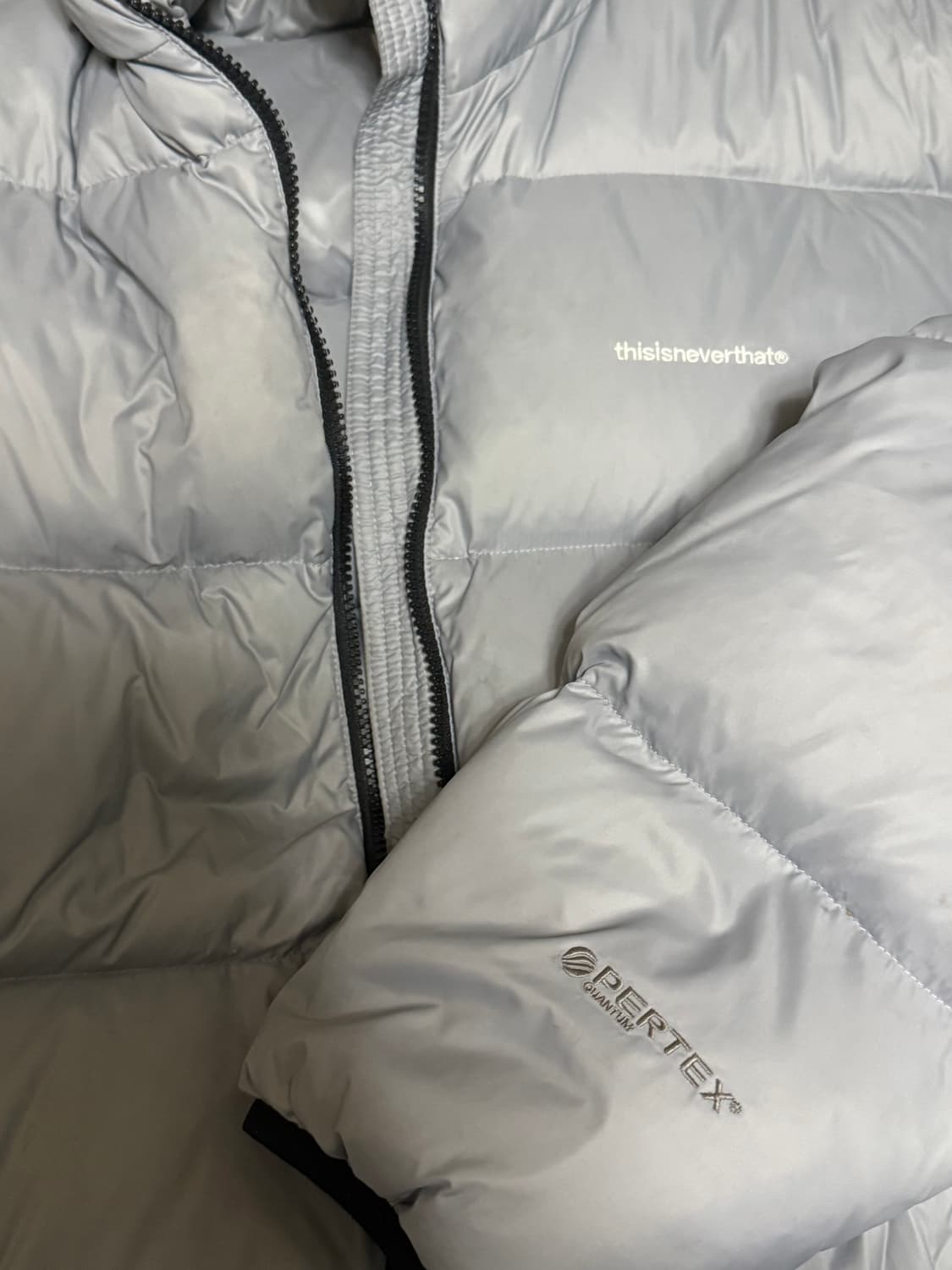 디스이스네버댓 퍼텍스 패딩 실버 상품이미지2