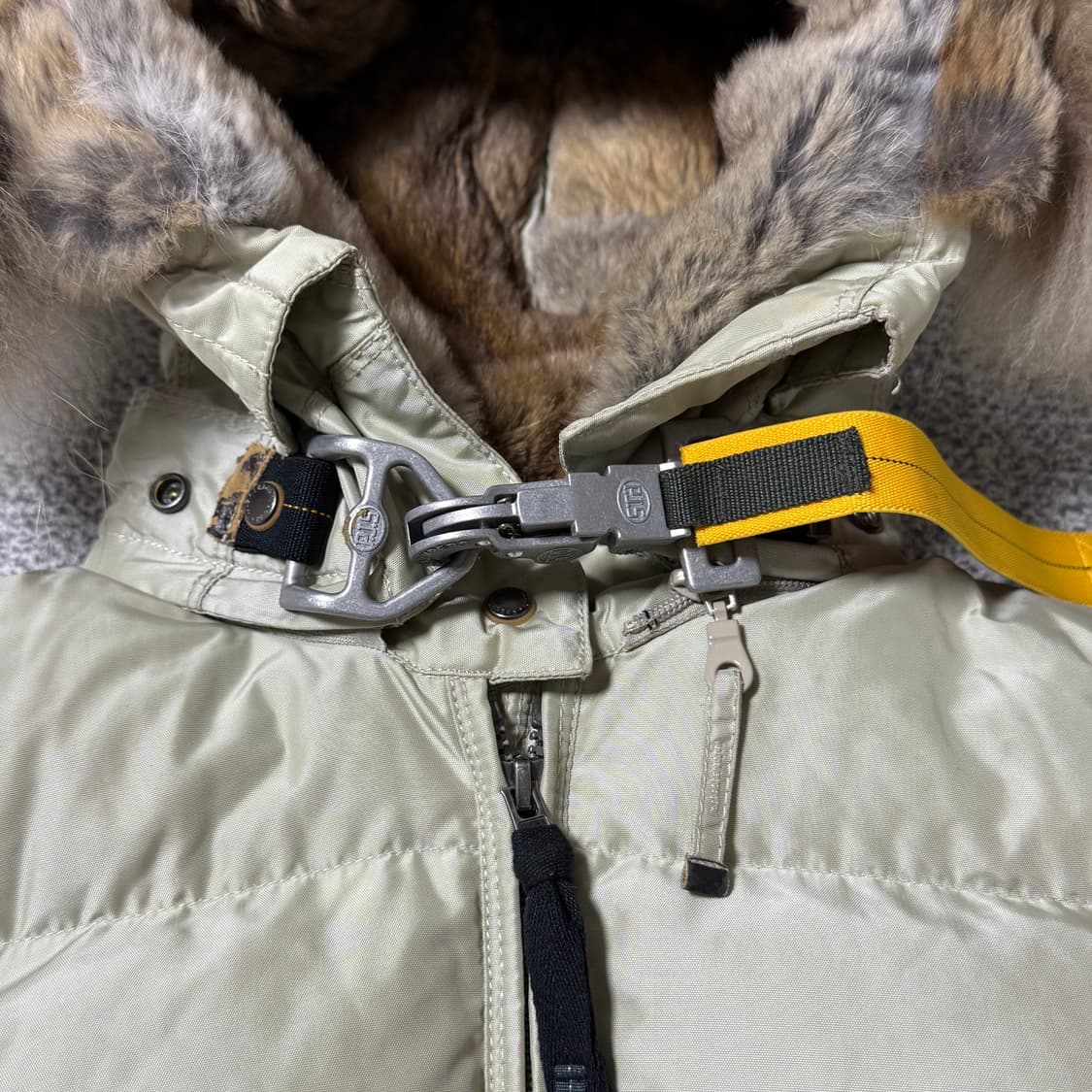 [정가 65만원] 파라점퍼스 롱베어 패딩 S 상품이미지6