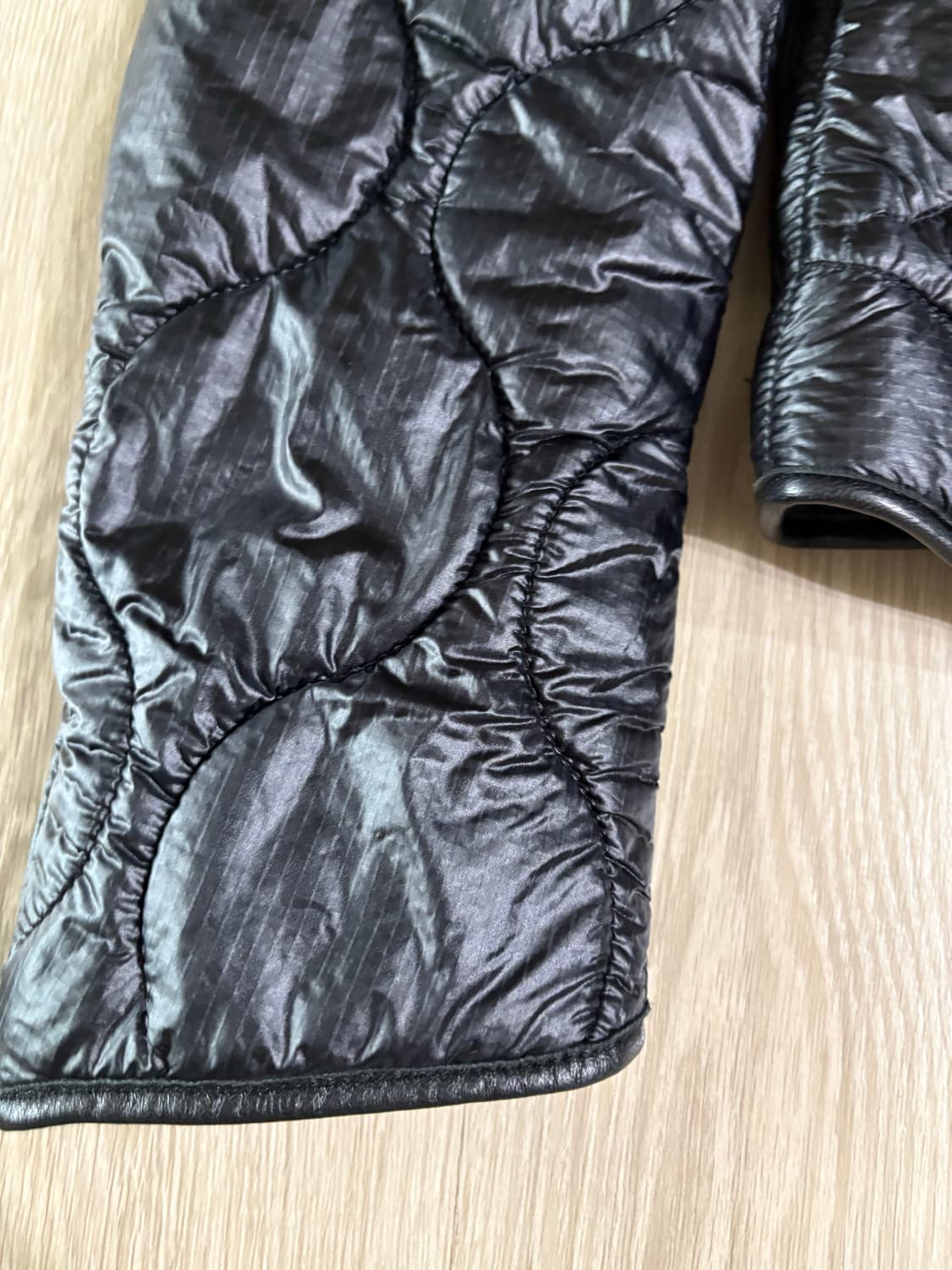 솔로이스트 17aw 퀼팅 자켓  상품이미지4