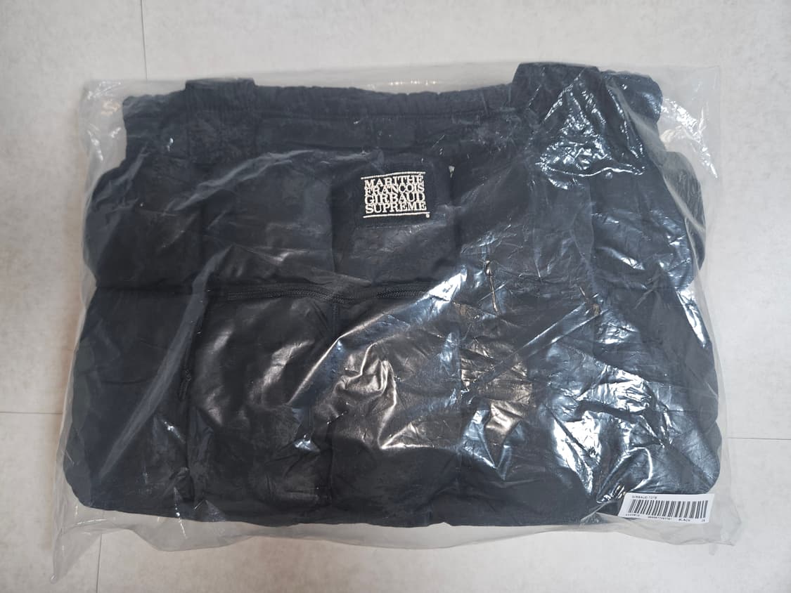 슈프림 마리떼 프랑소와 저버 포카츄 퍼퍼 토트백 블랙  상품이미지4