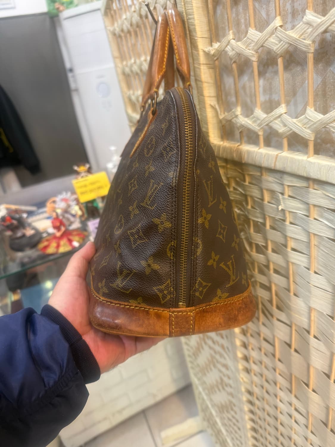 정품 루이비통 알마 PM 팝니다 상품이미지2