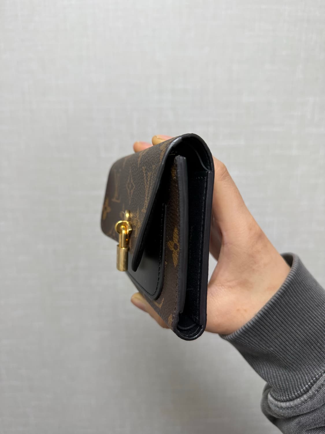 루이비통 플라워 컴팩트 월릿 상품이미지4