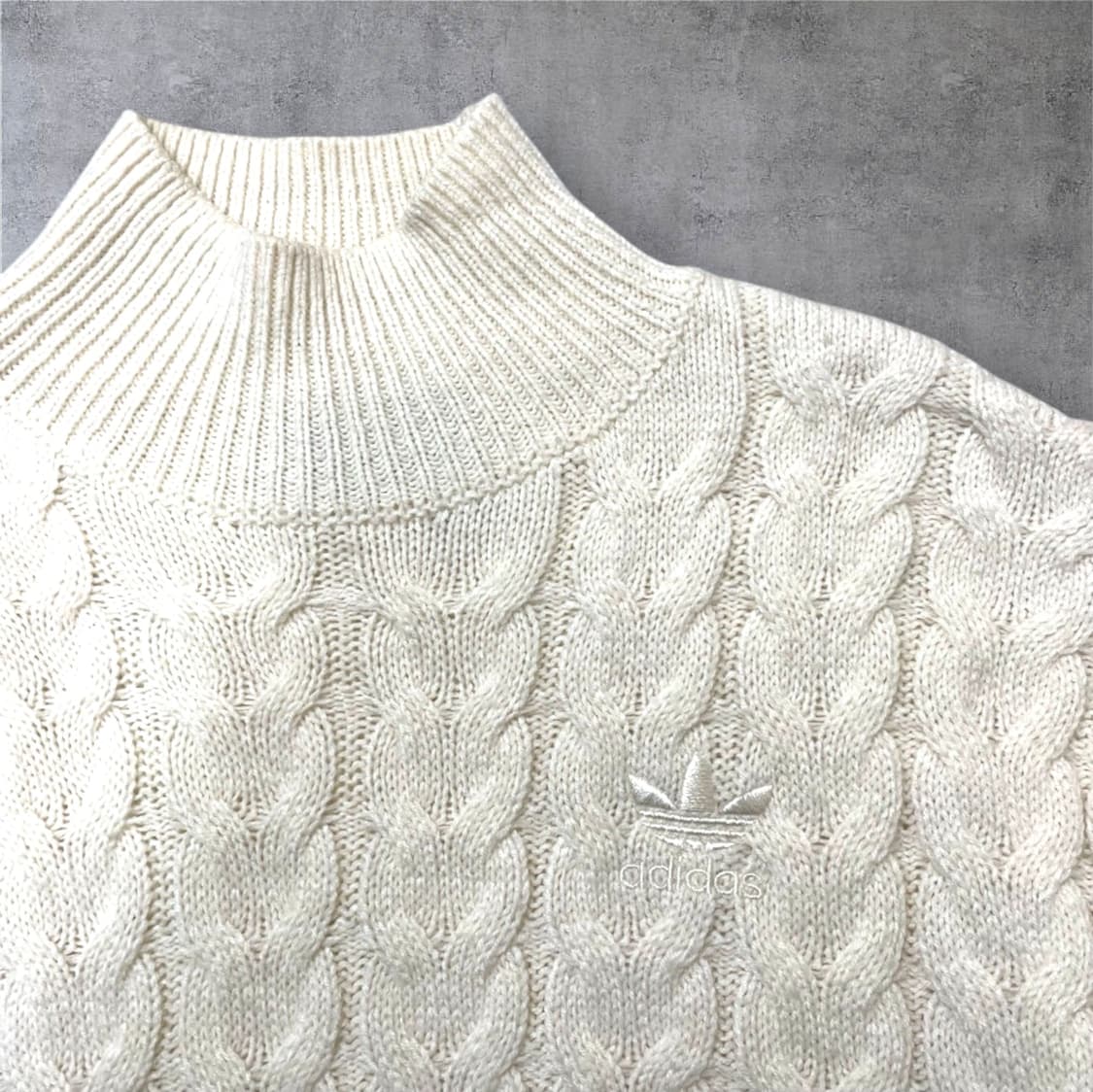 아디다스 Adidas 아이보리 하이넥 케이블 니트 S 상품이미지5