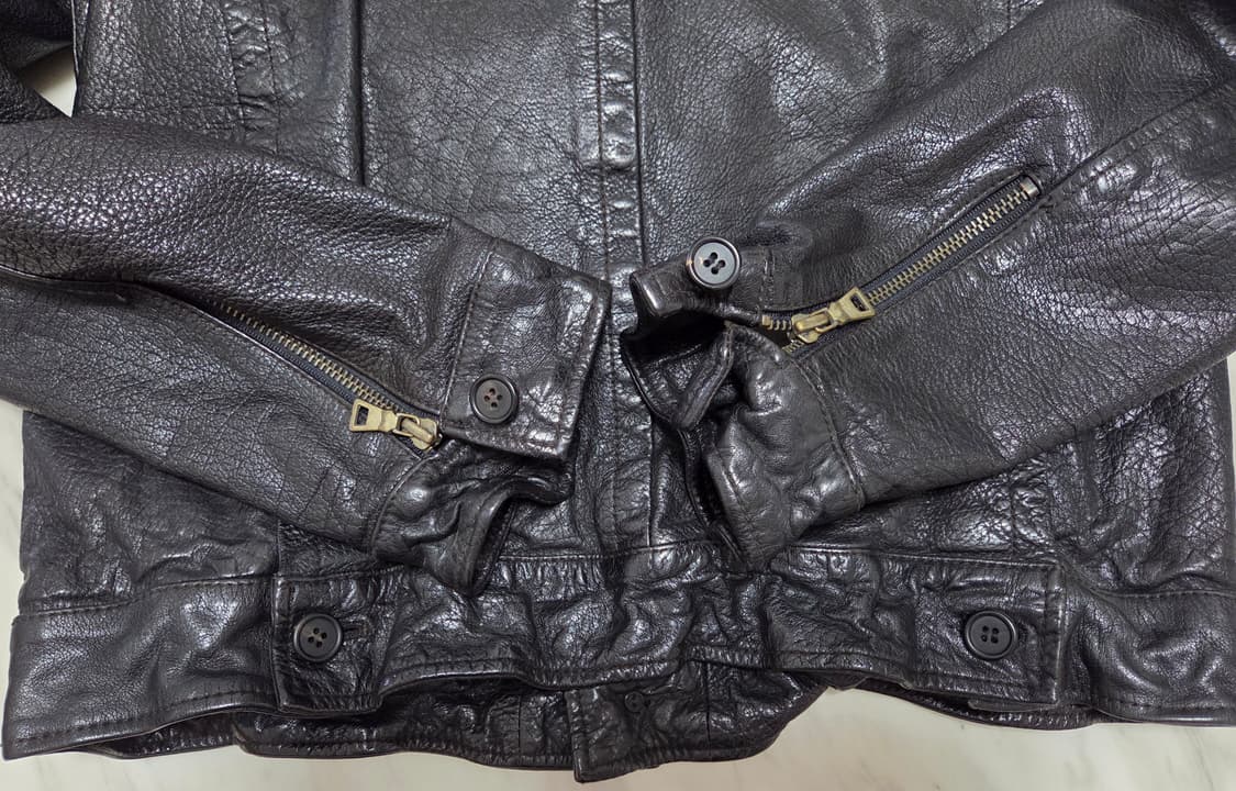 Within black 멀티포켓 레더 자켓  상품이미지3