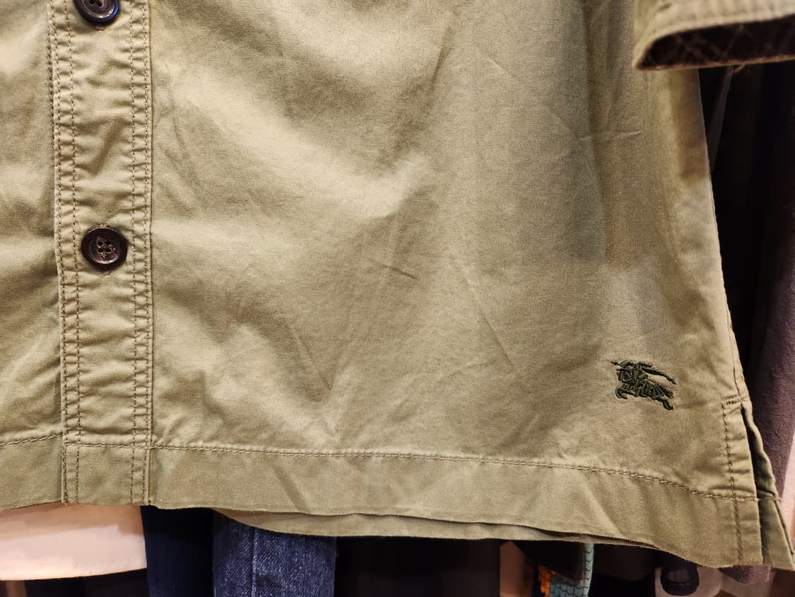 버버리 블랙라벨 카키 야상 셔츠  상품이미지4