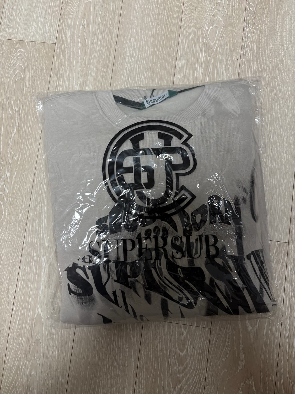 맨투맨 팝니다 상품이미지2