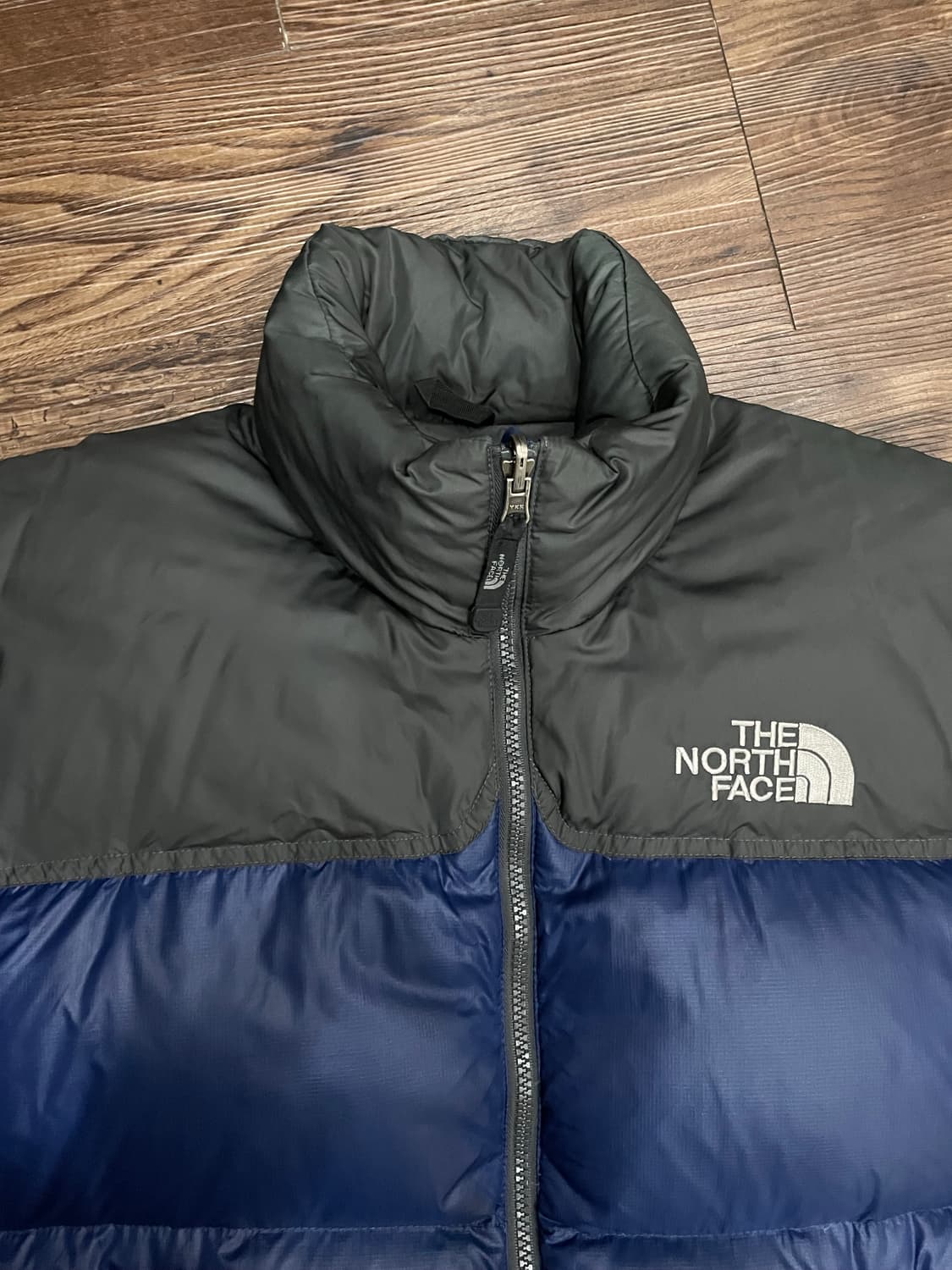 노스페이스 700 눕시 구스다운 푸퍼 패딩 네이비 상품이미지2