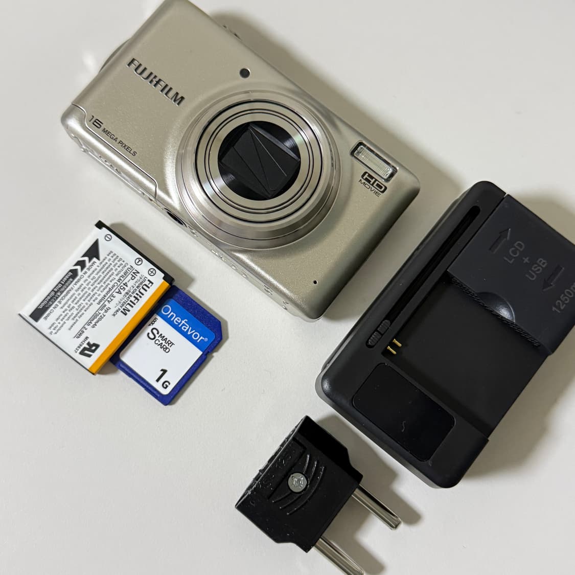 후지필름 파인픽스 T400 빈티지 디카 디지털카메라 골드실버 상품이미지1