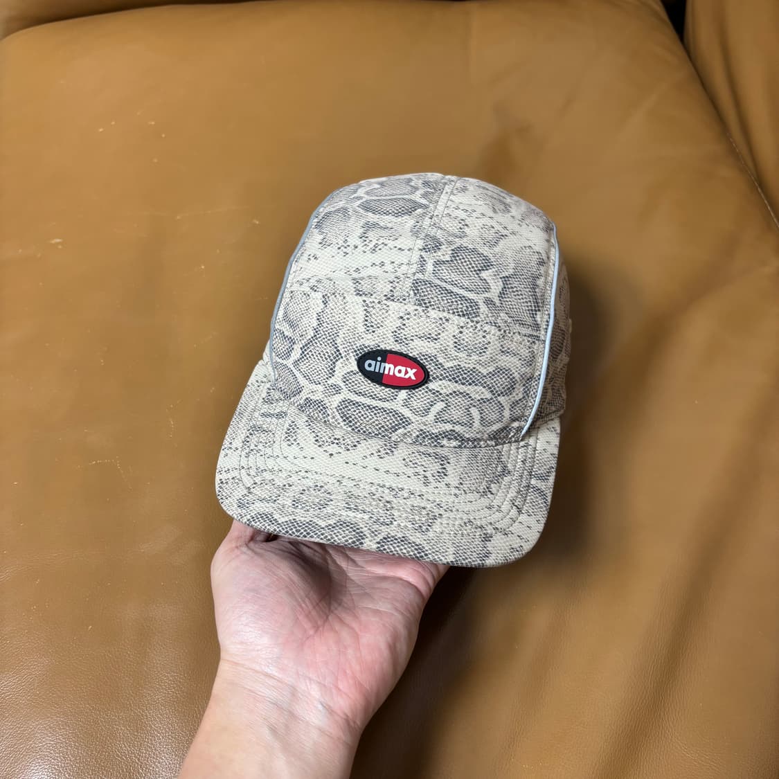 슈프림 나이키 에어맥스 캠프캡 모자 스네이크 상품이미지2