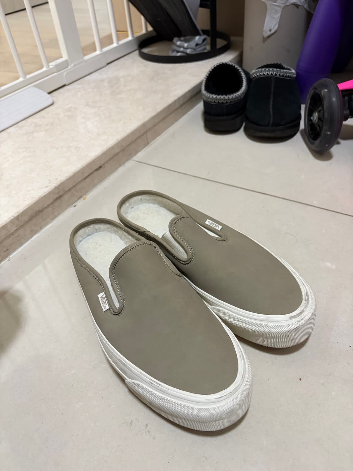 반스 뮬 Museum of Peace 270 상품이미지1