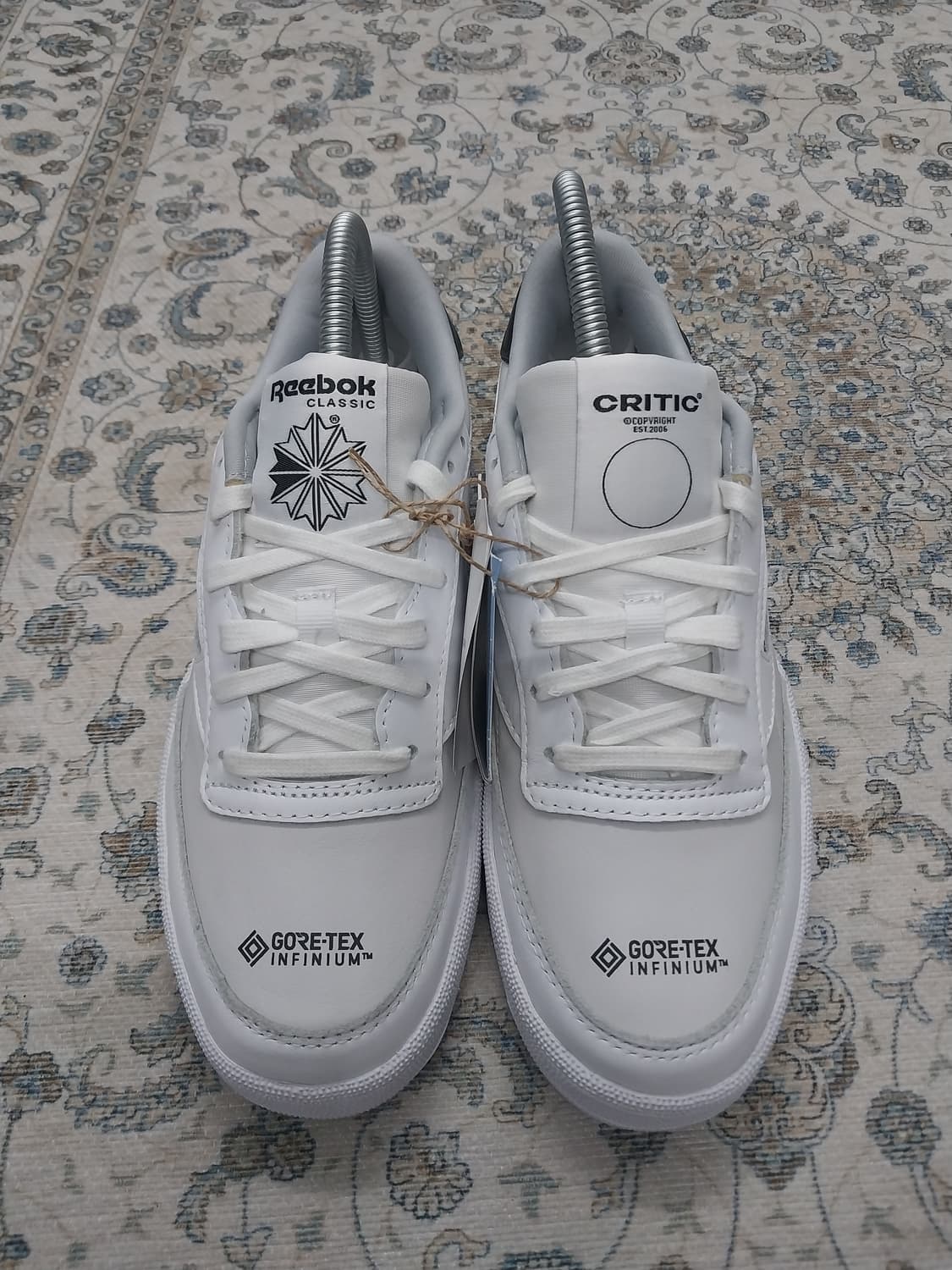 (새상품) 리복 X 고어텍스 크리틱 스니커즈 245mm 상품이미지1