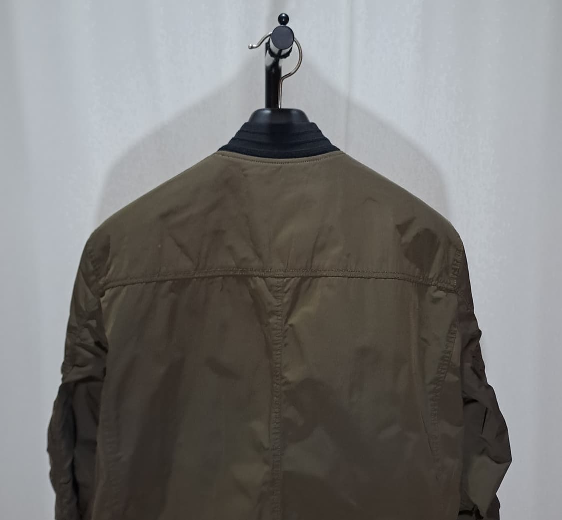 (택포) 코오롱시리즈 누빔안감 슬리브 셔링 자켓 B82 상품이미지6