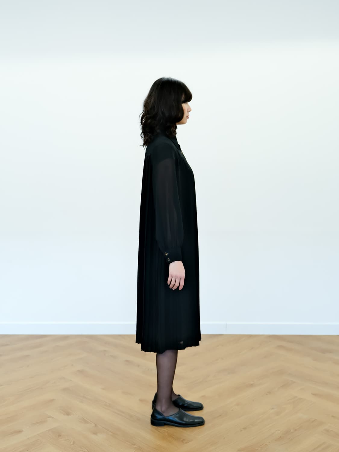 블랙 플리츠 미디 원피스 90  상품이미지3