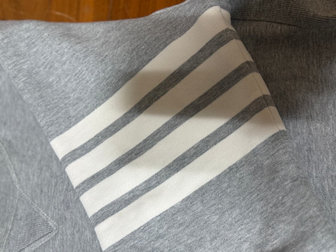 톰브라운 맨투맨 3 상품이미지4