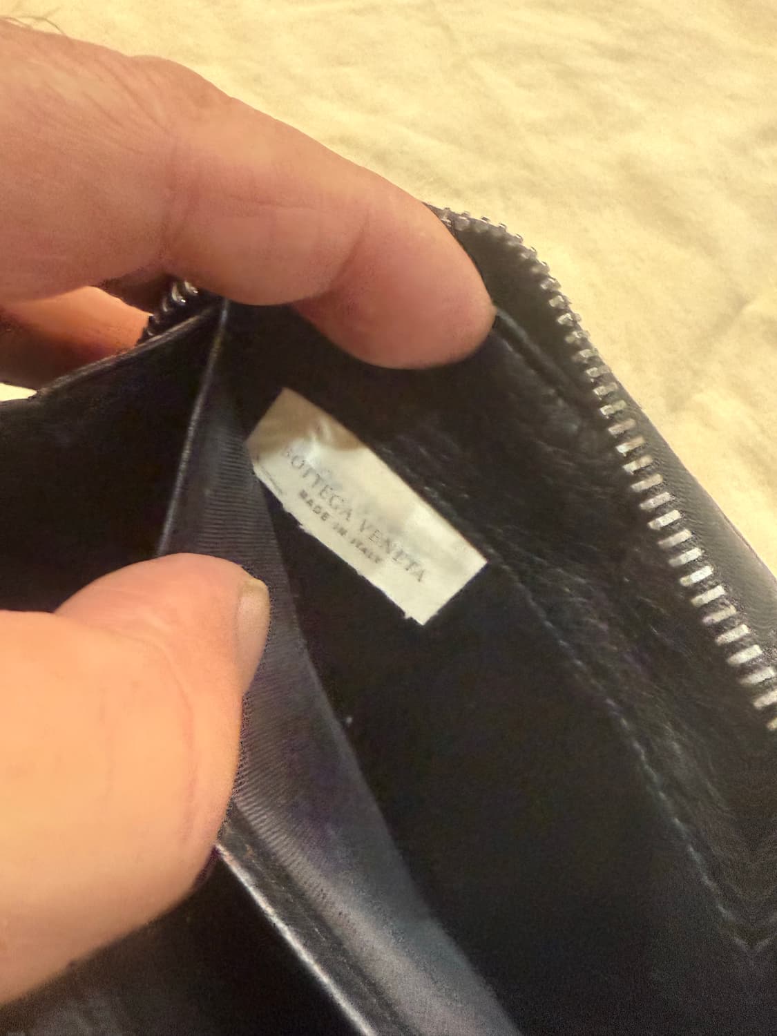 정품 보테카베네타 인트레치아토 지퍼 어라운드 장지갑 팝니다 상품이미지9