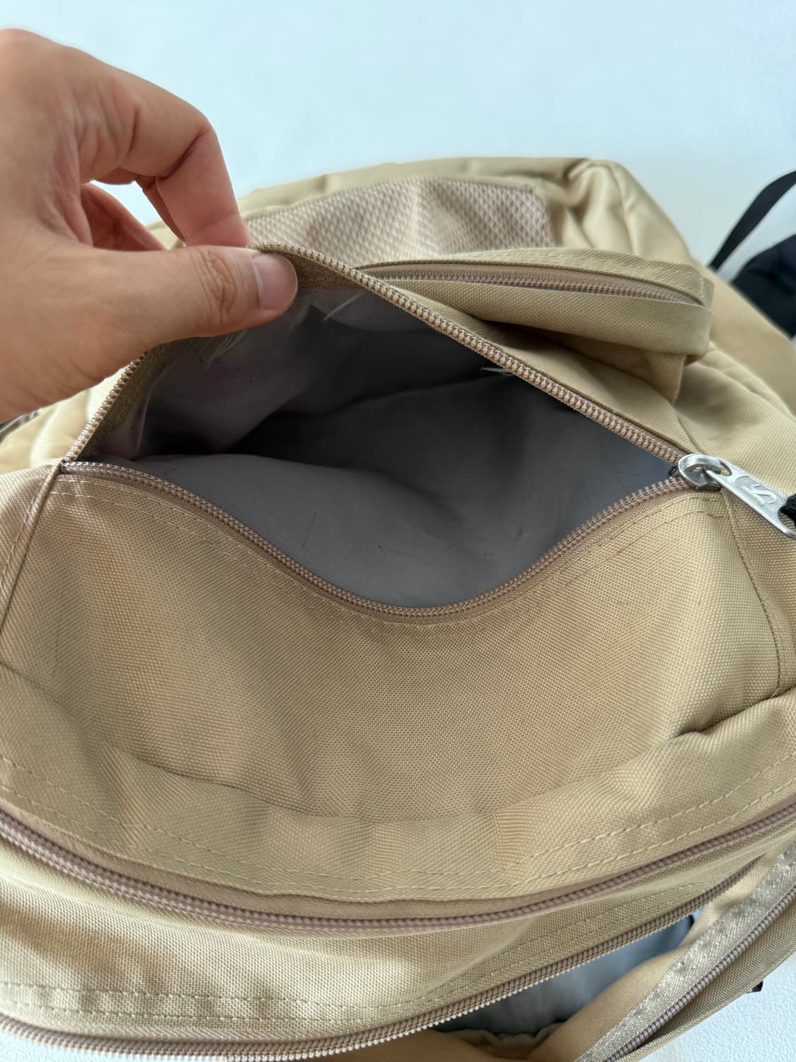 잔스포츠(JANSPORT) 베이지 백팩 상품이미지10