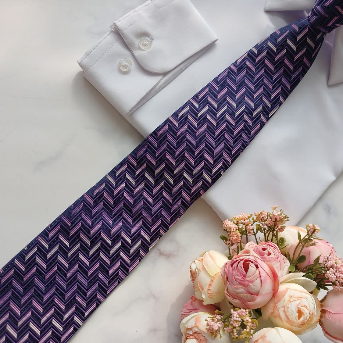 아쿠아스큐텀 실크 헤링본 패턴 넥타이 8.9cm A+등급 E739
 상품이미지6