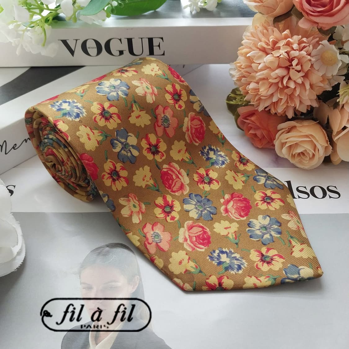 필아필 실크 브라운 플라워 패턴 넥타이 9.8cm A등급 K2312
 상품이미지1
