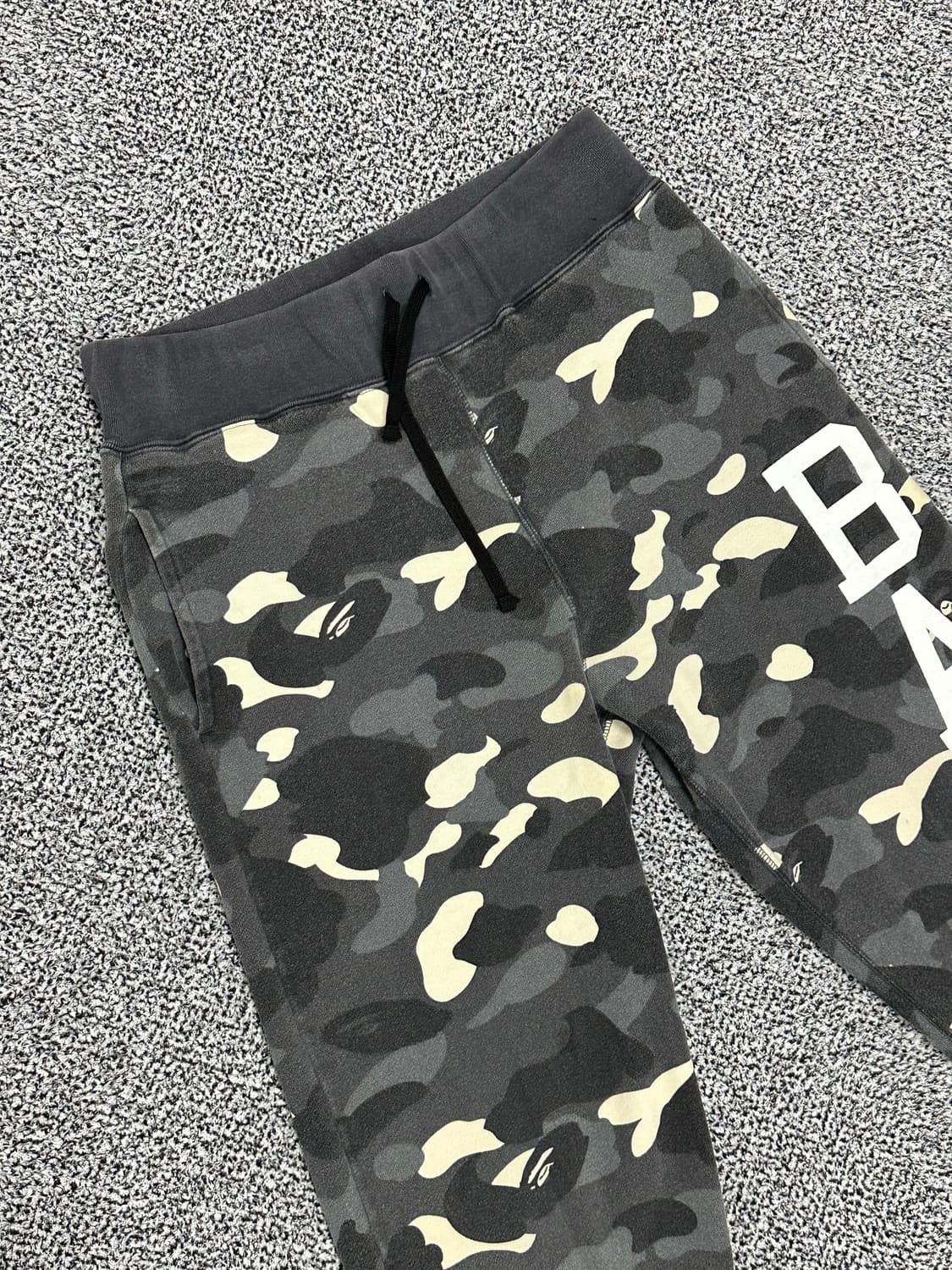 베이프 조거팬츠  상품이미지2