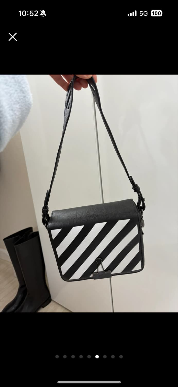 오프화이트 플랩백 상품이미지4