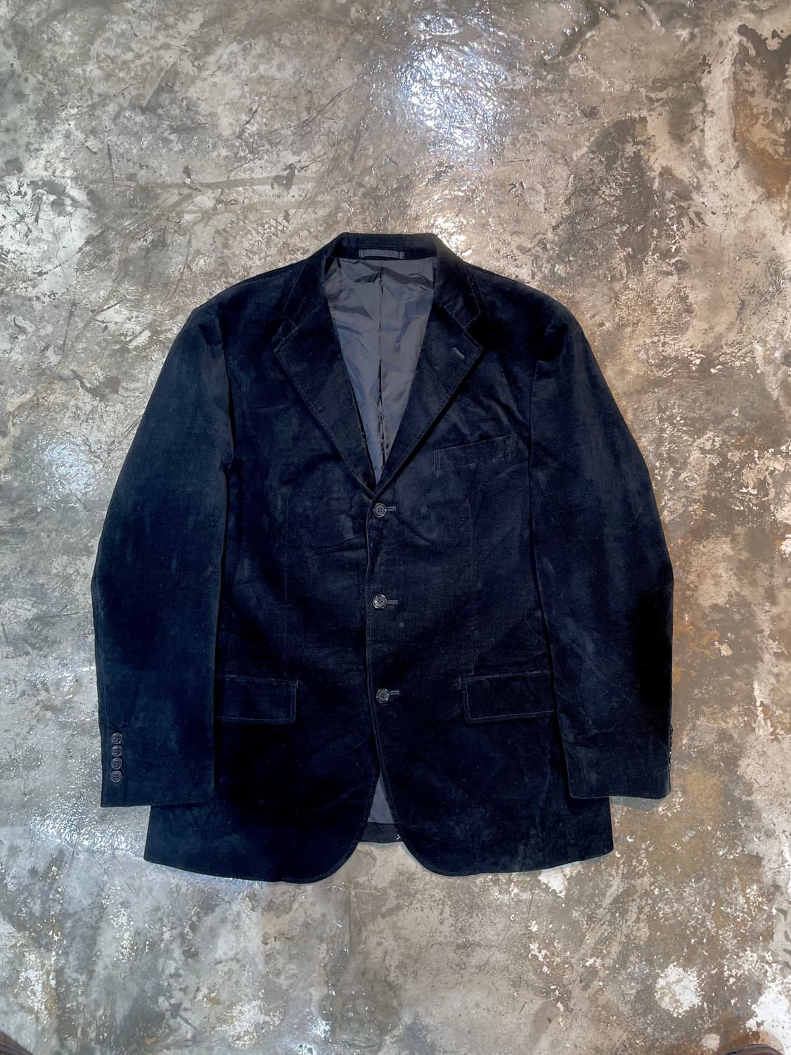 Uniqlo Three-Button Black Blazer  상품이미지1