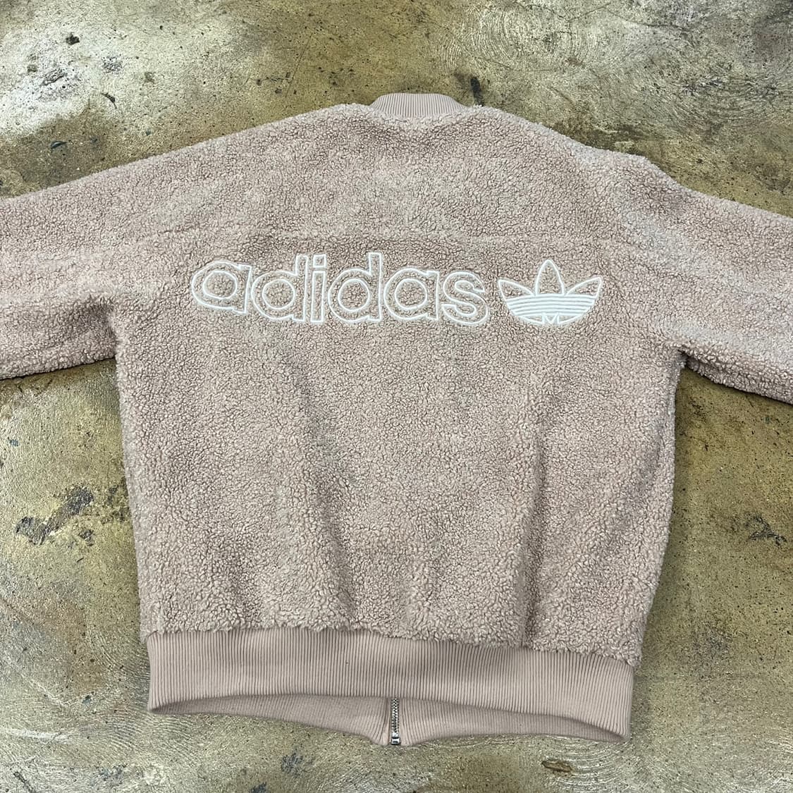 아디다스 딸기우유 핑크 후리스  상품이미지4