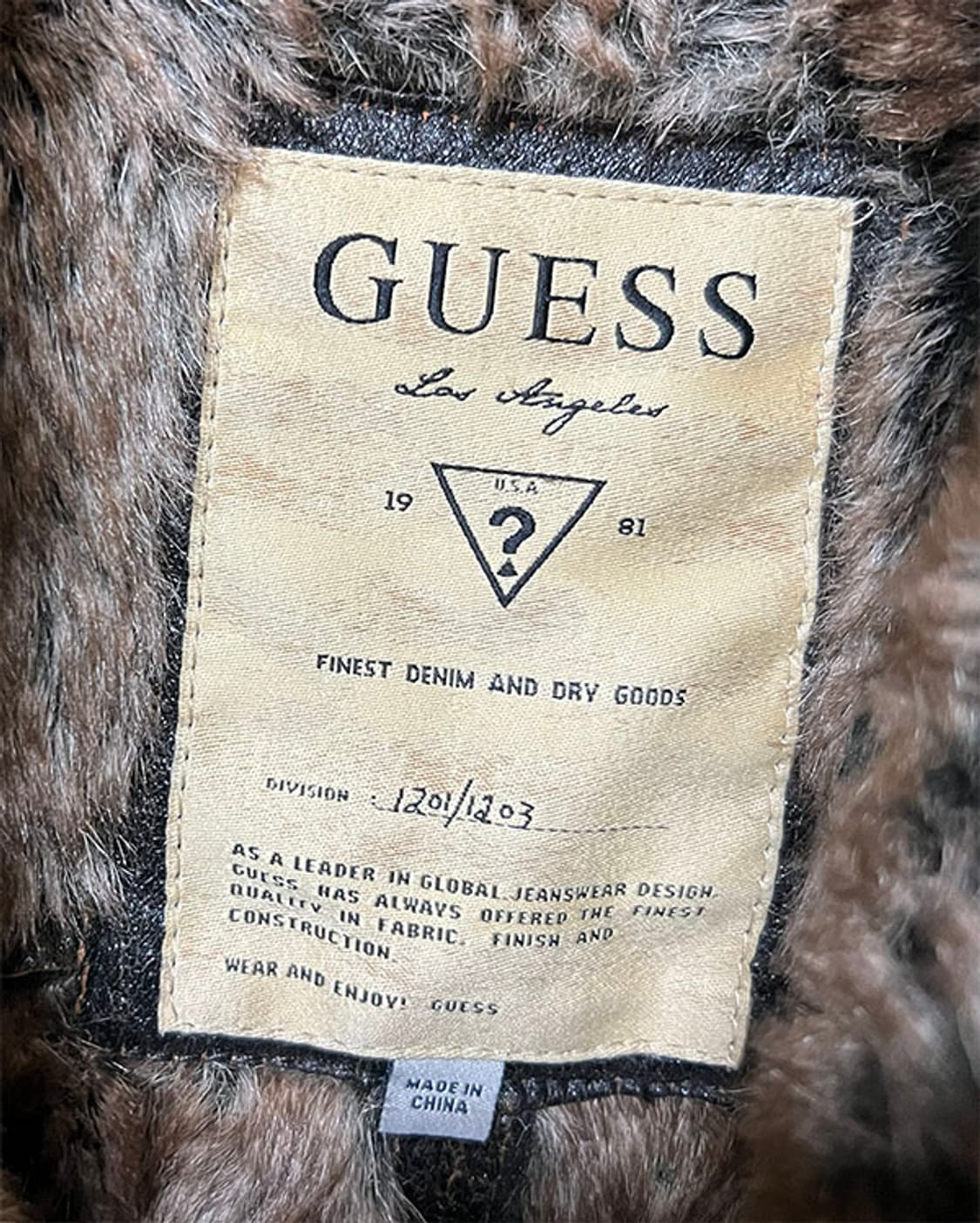 GUESS 게스 남자 무스탕 캐주얼 XL 100-105  상품이미지3