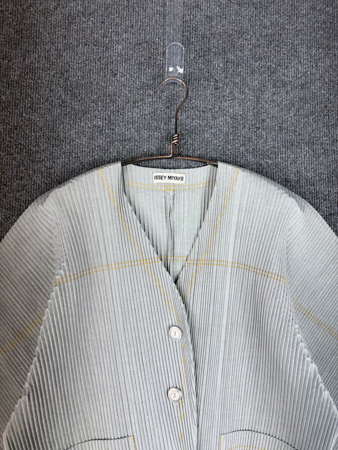 이세이미야케 플리츠 가디건 상품이미지2