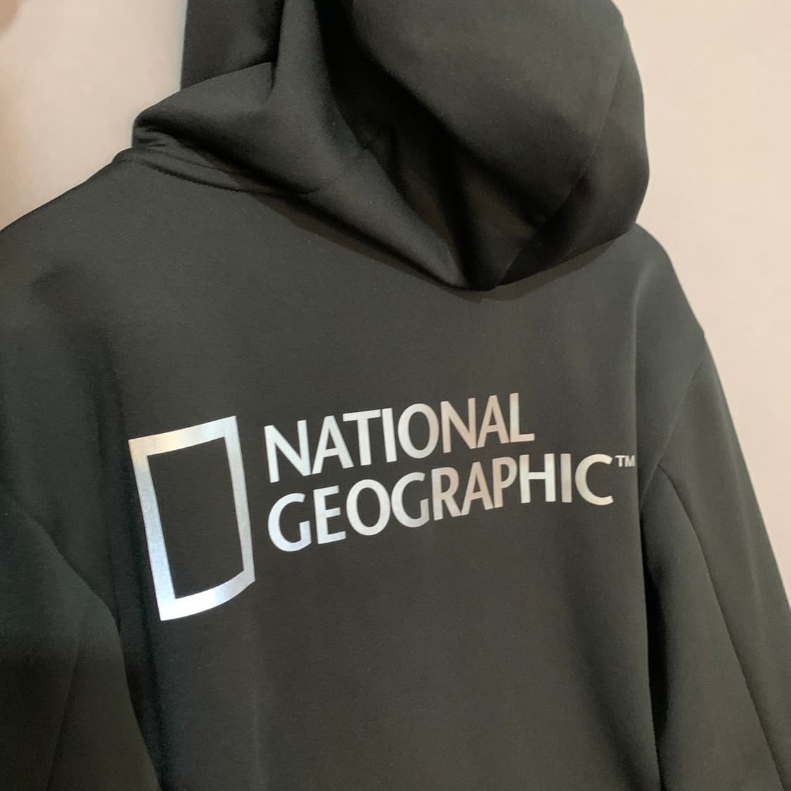 XL 내셔널지오그래픽 빅로고 트레이닝 후드집업 상품이미지3