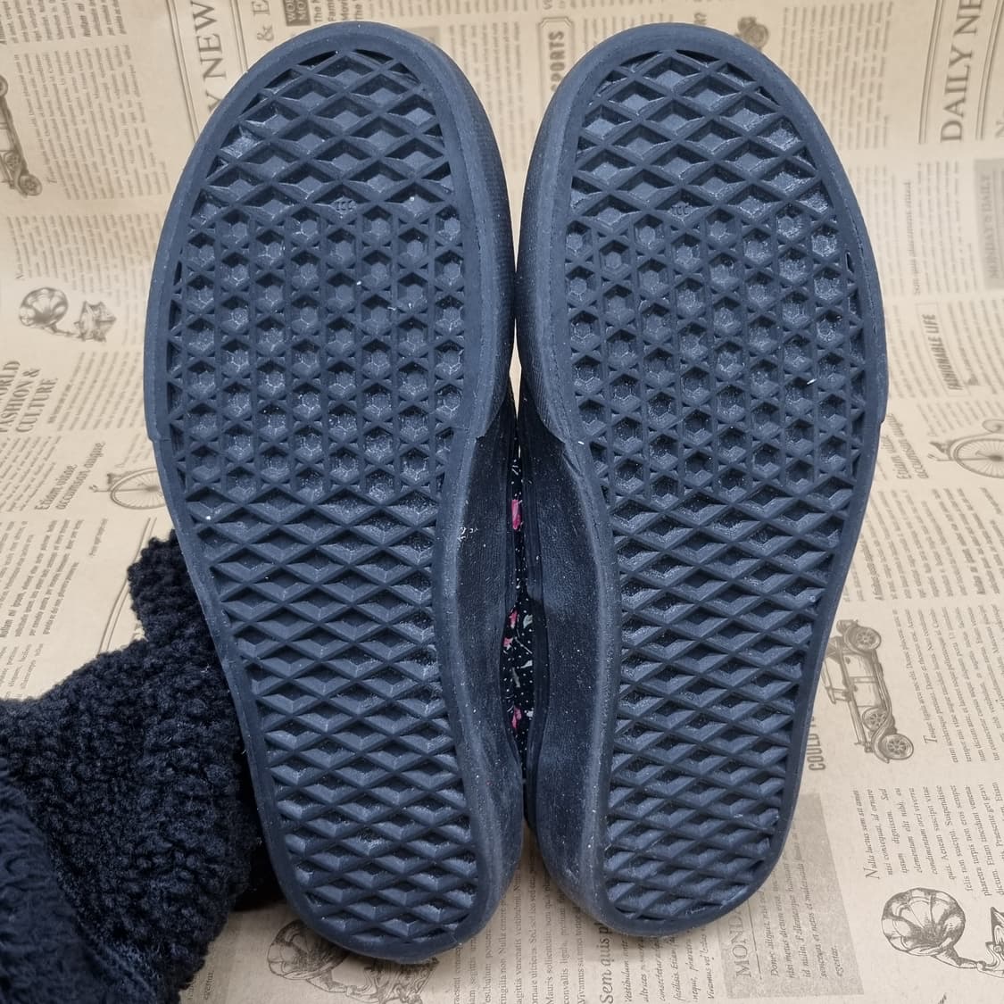 반스 어센틱 플라워 여성스니커즈 245 상품이미지3