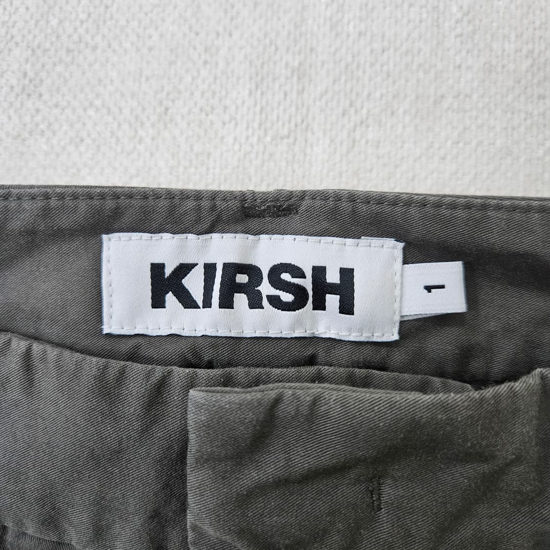 1 키르시 여성 와이드 핏 핀턱 치노 팬츠0319Y 상품이미지3