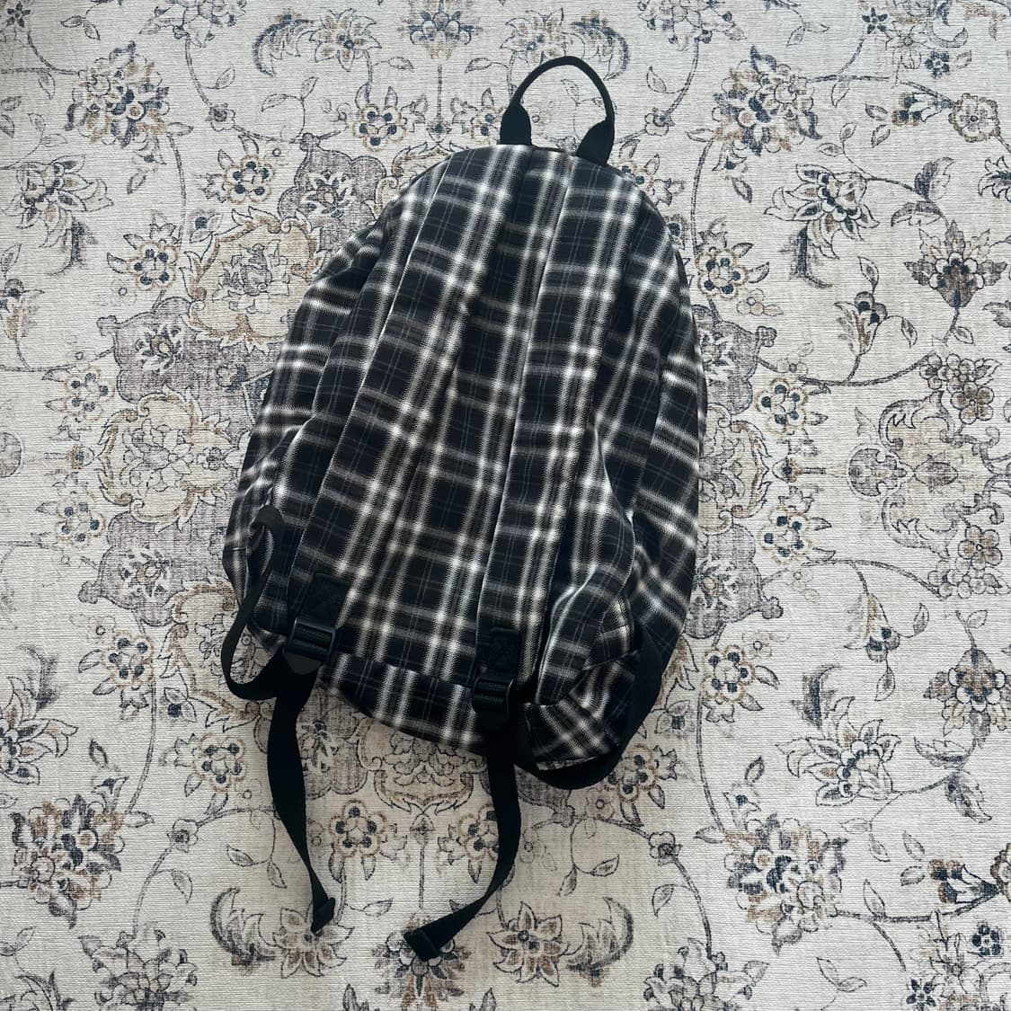 더콜디스트모먼트 백팩 상품이미지6