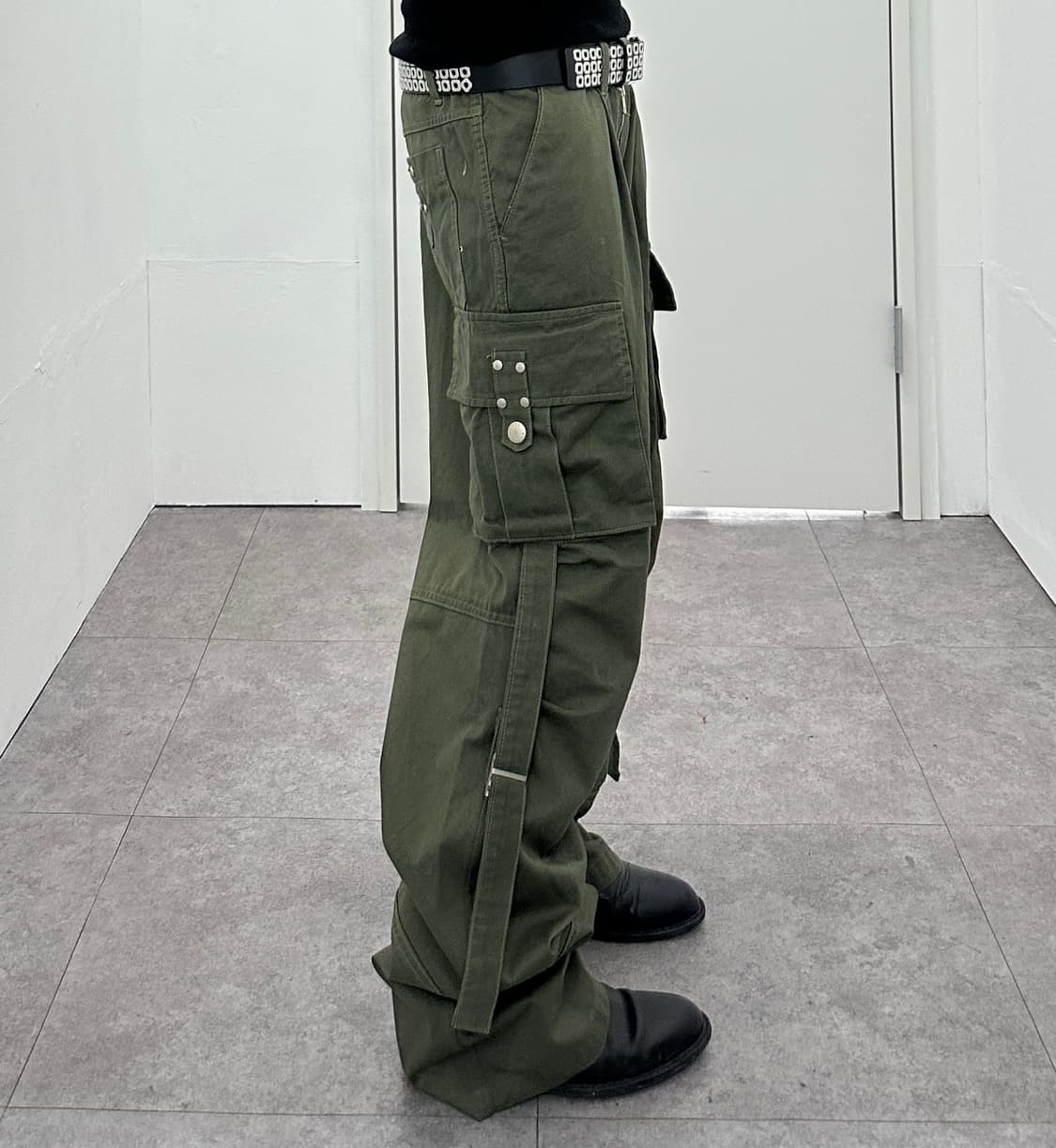 Studded Military Pleat Zip Cargo Trouser 상품이미지3