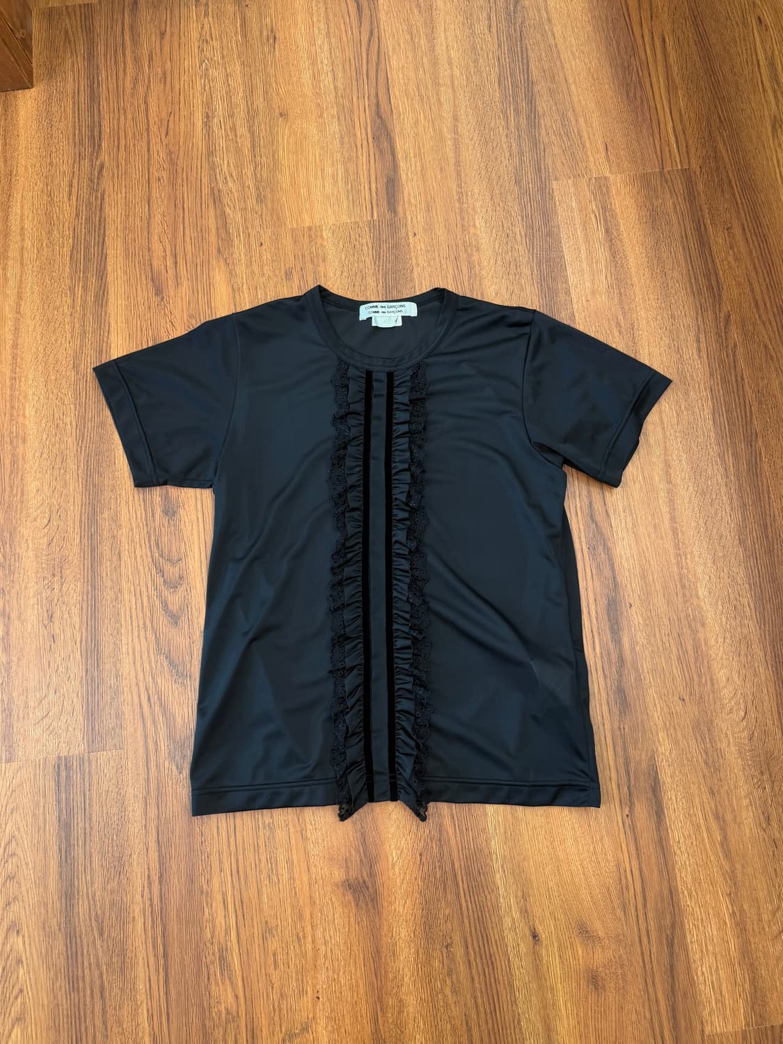 꼼데가르송 꼼데가르송 06SS 프릴 레이스 티셔츠 상품이미지1