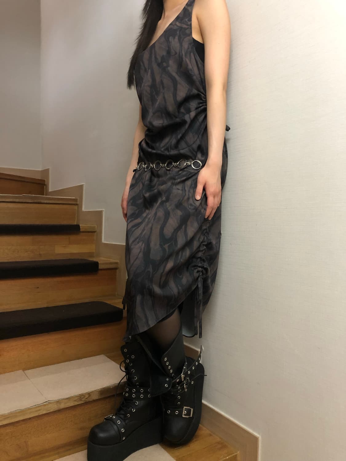빈티지 딥 그레이 브라운 펑크 셔링 원피스 상품이미지6