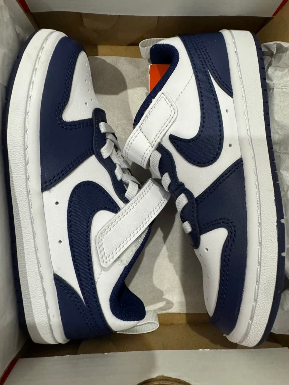 나이키 키즈 운동화 (코트버로우) 상품이미지1