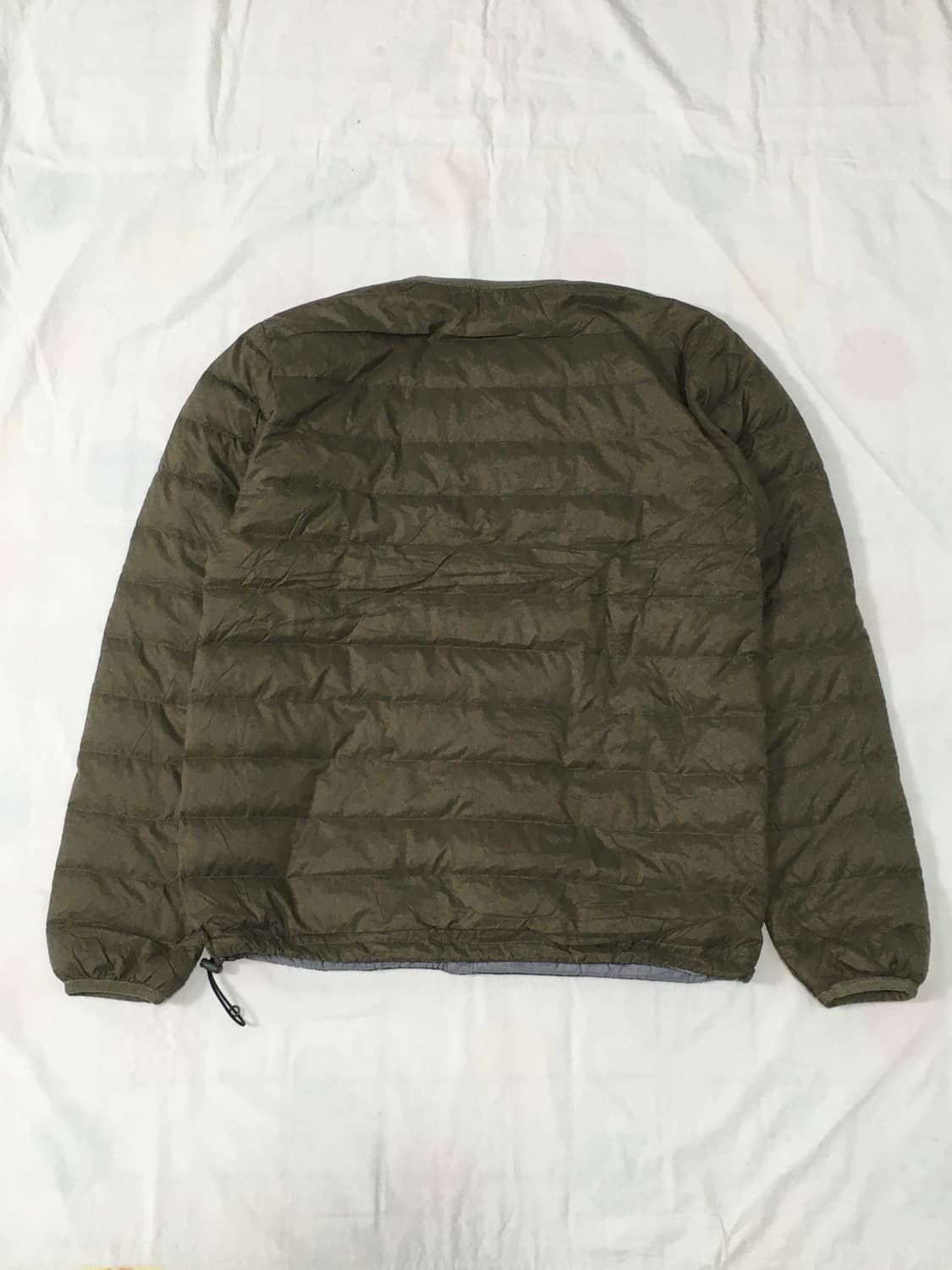 단톤 Danton 카키 경량 패딩 상품이미지4