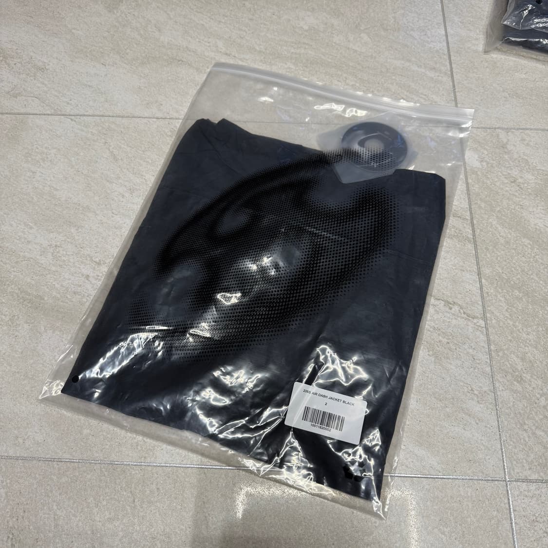 미개봉 새상품 [2] 산산기어 에어 대시 자켓 블랙 - 23SS 판매 상품이미지2