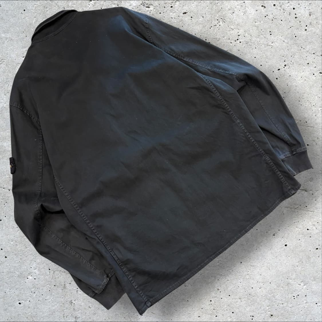 [XL] 19FW 스톤아일랜드 포켓 오버 셔츠 워싱 블랙 E122 상품이미지2