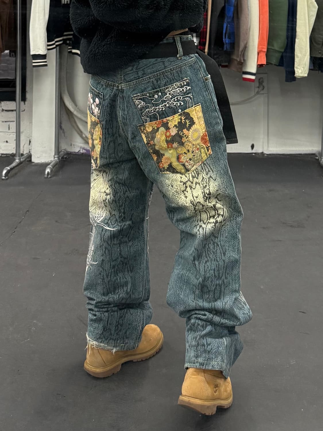 카라쿠리 타마시 오리엔탈 뱀피 데님팬츠 상품이미지1