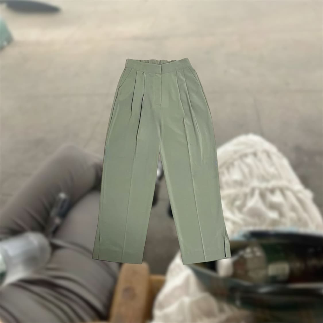 pin-tuck slacks 상품이미지1