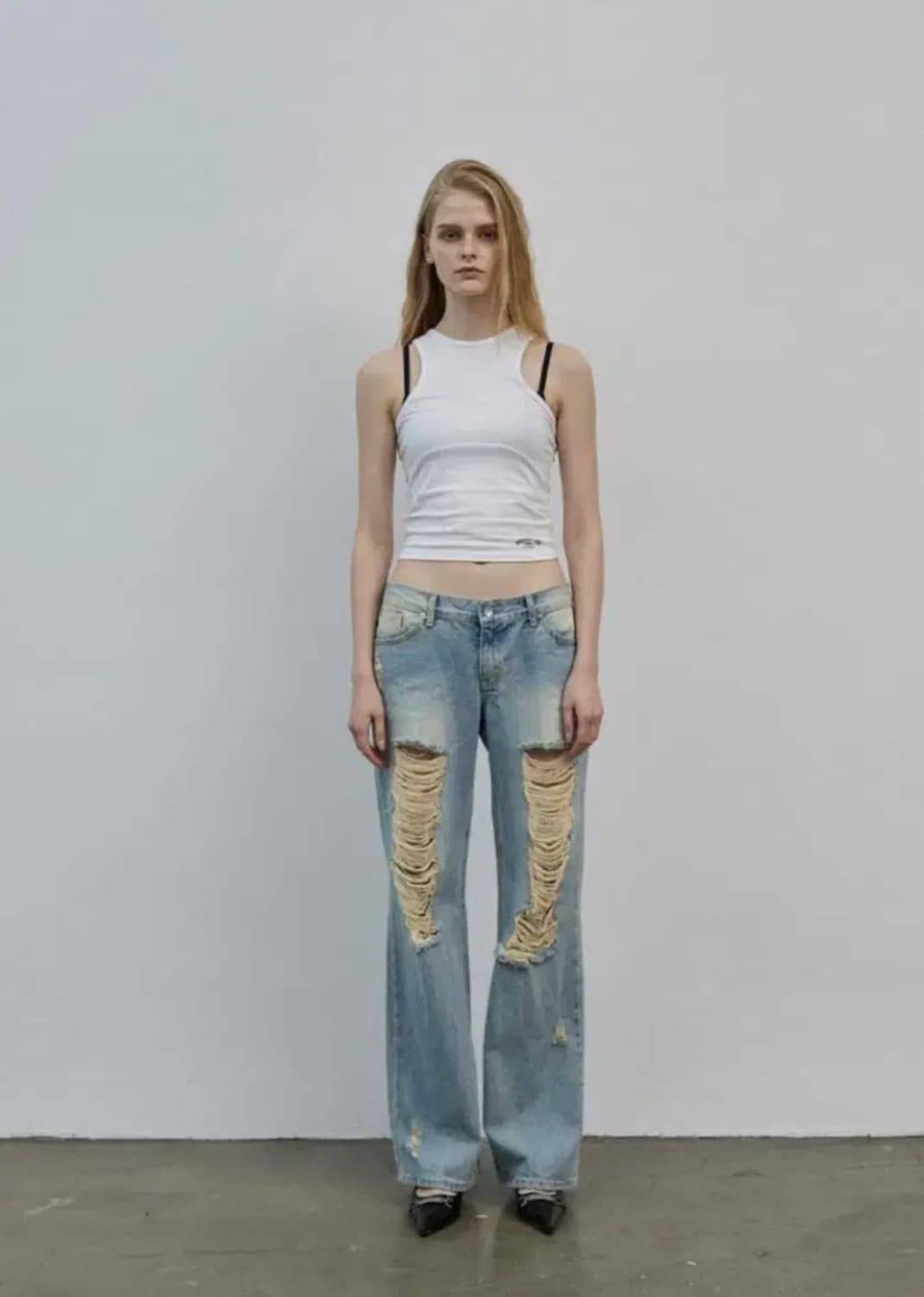 보헤미안서울 데미지 와이드 데님 중청 상품이미지1