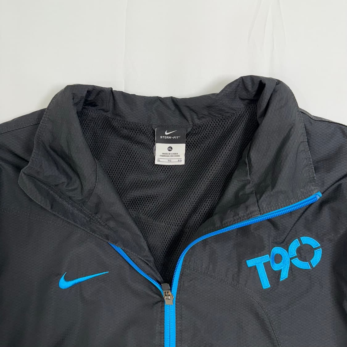 [XL] 나이키 T90 바람막이 자켓 상품이미지4