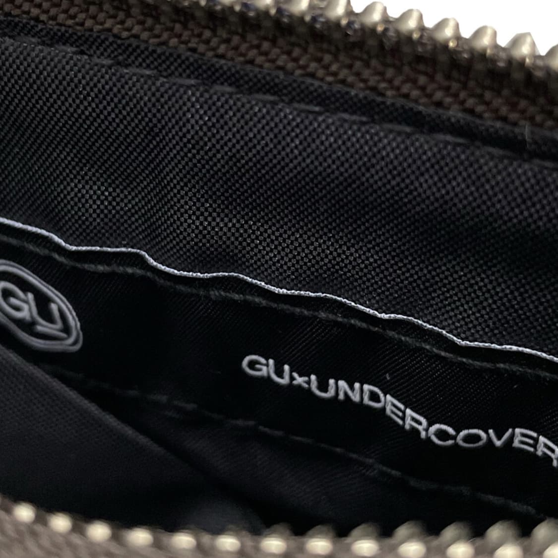 언더커버 (Undercover) 상품이미지6