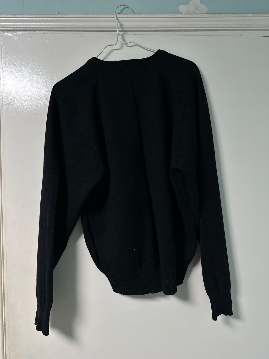 새들 브이넥 니트 상품이미지3