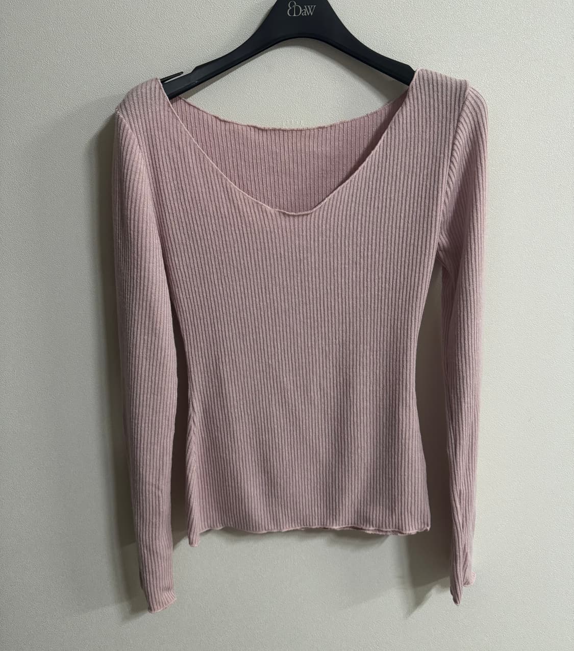 라뷰마켓 브이넥 골지 니트 긴팔티 톤핑크 상품이미지2