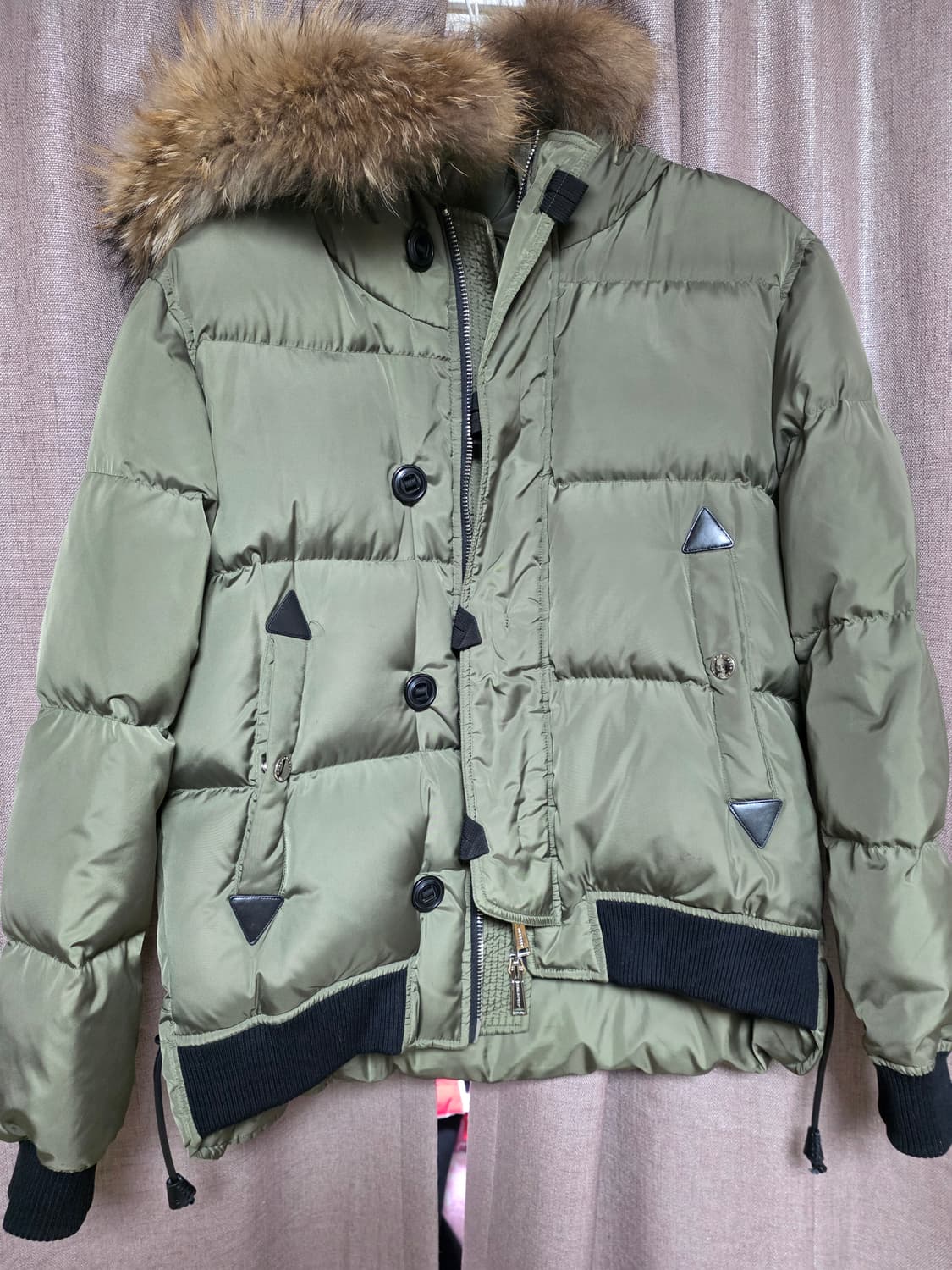 디스퀘어드숏패딩 48/95~100 상품이미지1