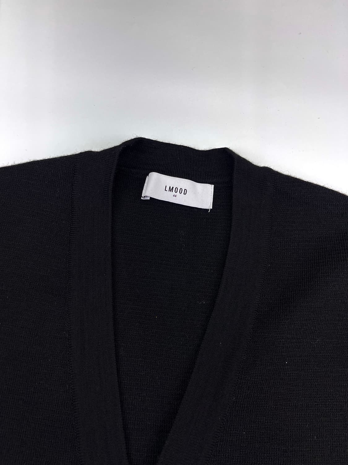 LMOOD 엘무드 오디너리 크롭 가디건 블랙 상품이미지1